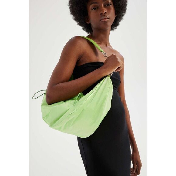 New Urban Outfitters UO Sammi Hobo Bag - Picture 1 of 4